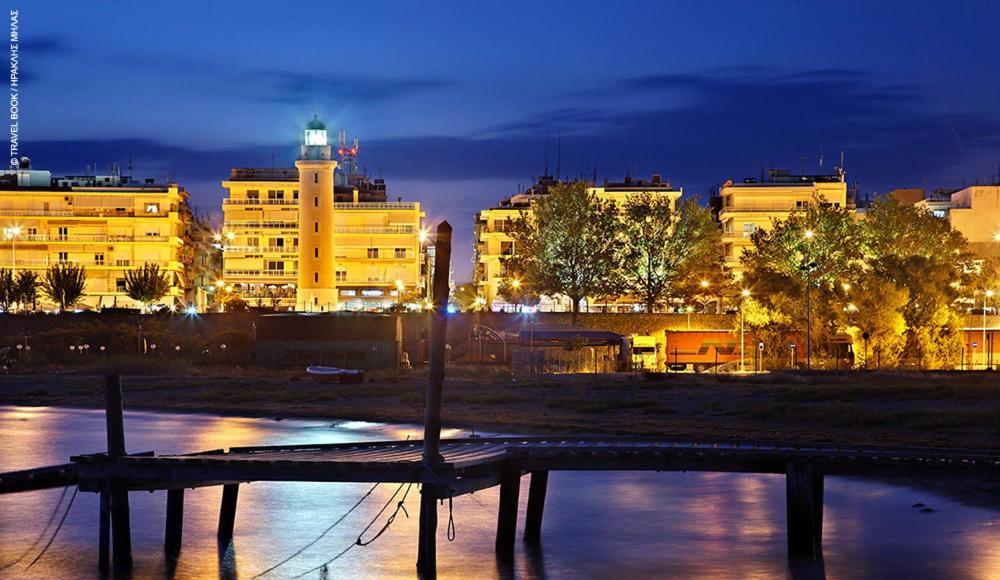 Amazing Apartment In The Center Alexandroupolis Exteriör bild