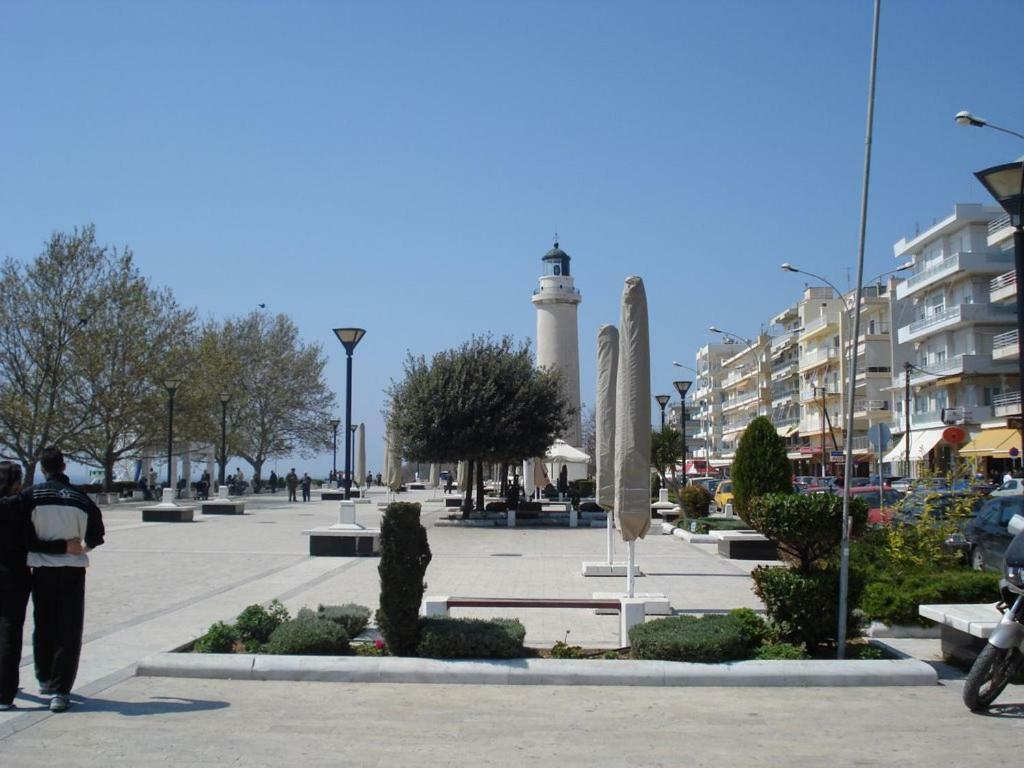 Amazing Apartment In The Center Alexandroupolis Exteriör bild